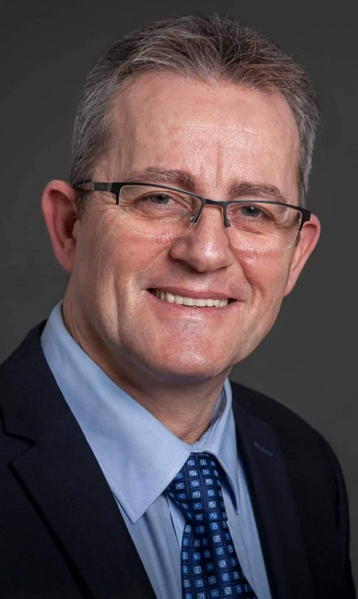 Wayne P Hennessey